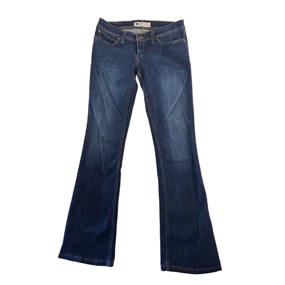 Levi's Demi Curve Boot Cut Dark Wash Denim Jeans Women's Size 11M - Picture 1 of 8